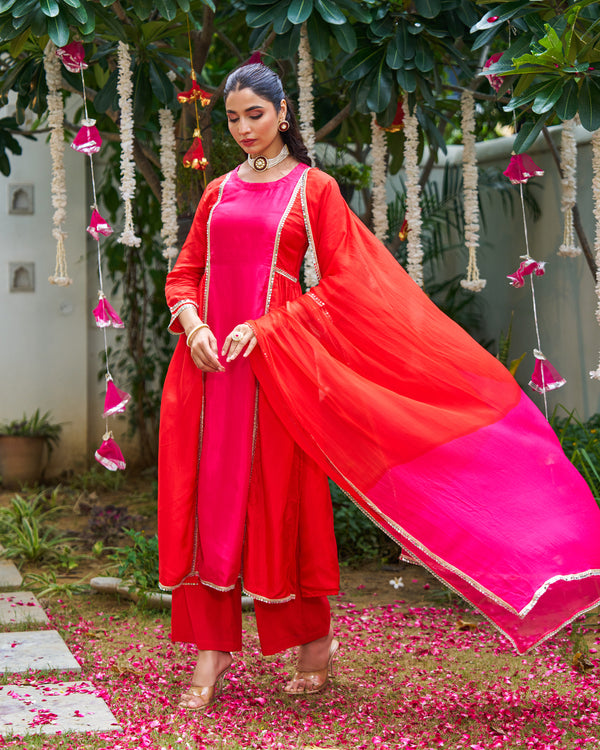 Gulaabi laal Saaya Suit Set