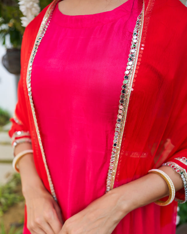 Gulaabi laal Saaya Suit Set