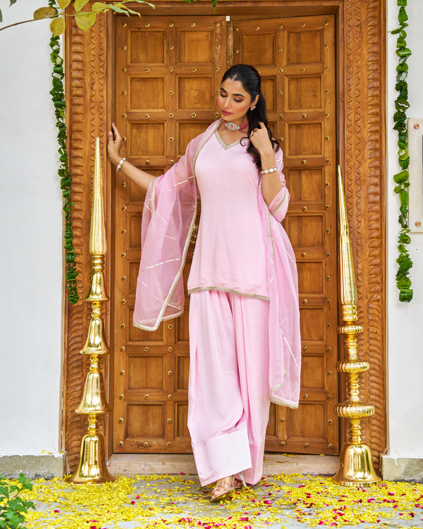 Pakhi Pink Suit Set