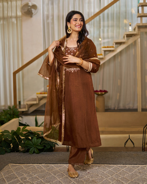 Sand line anokha suit set