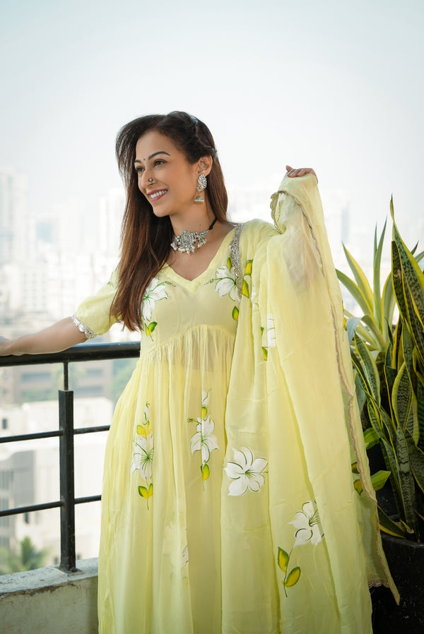 Aara Georgette Handpainted Gotapatti Suit Set