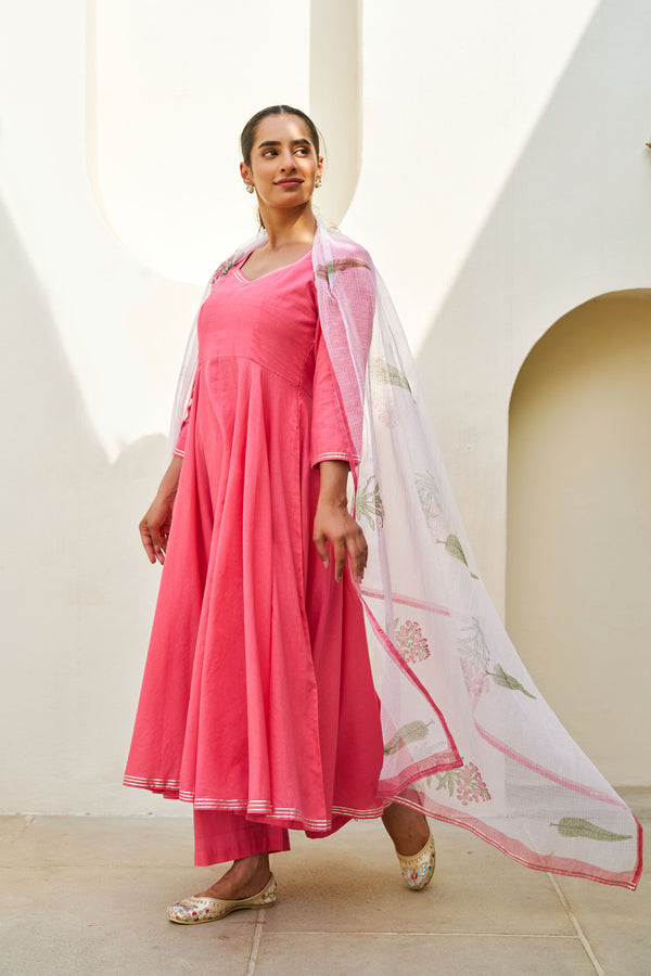 Ishita Suit Set