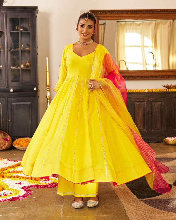 Noorani Cotton Yellow Suit Set