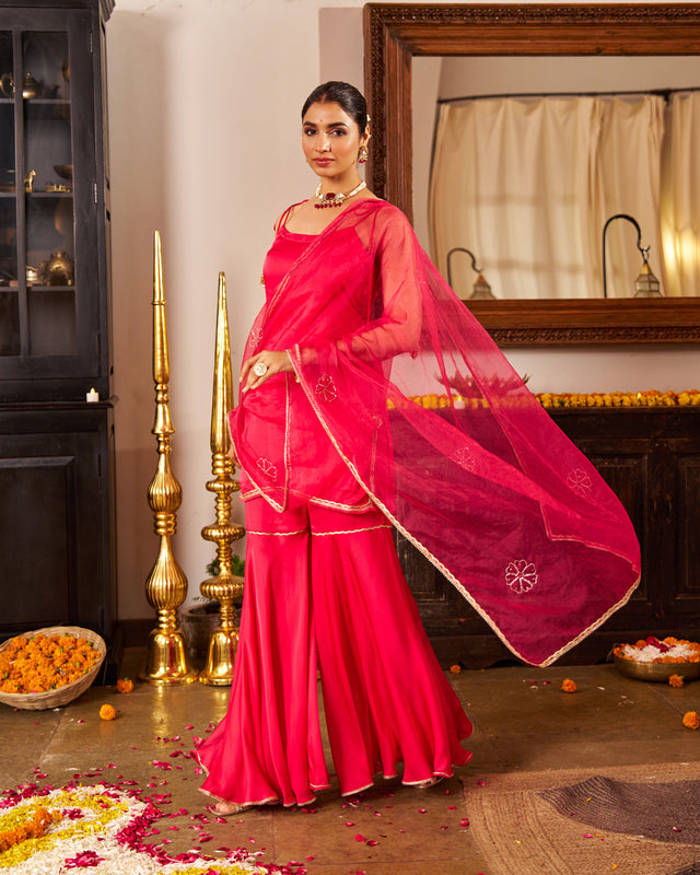Gulabi Nazakat Suit Set