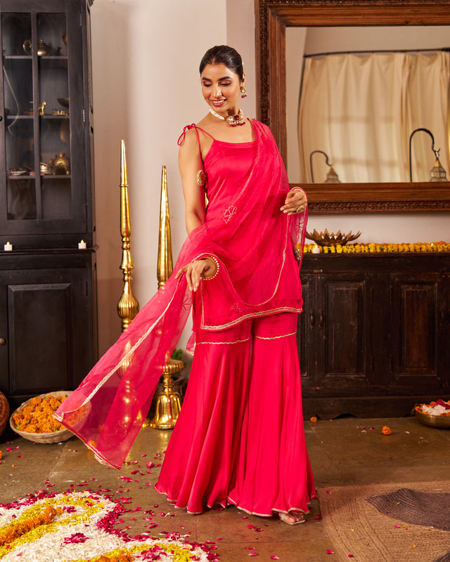 Gulabi Nazakat Suit Set