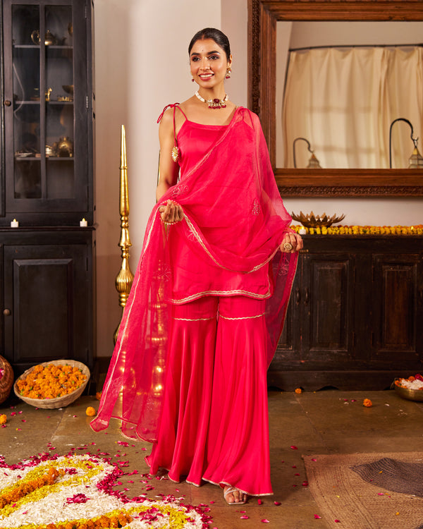 Gulabi Nazakat Suit Set