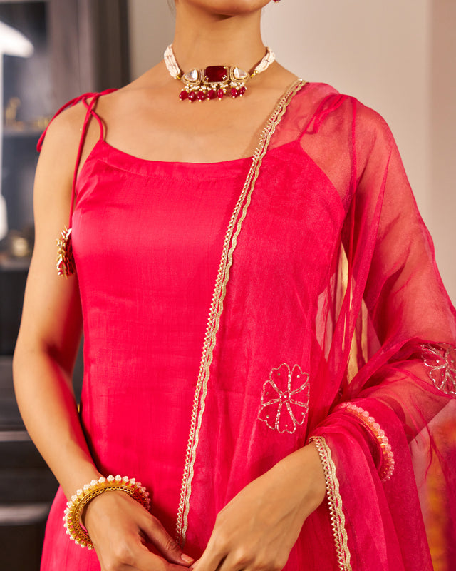 Gulabi Nazakat Suit Set