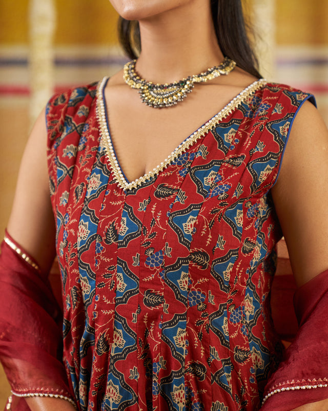 Zauk Handblock Cotton Gotapatti Suit Set