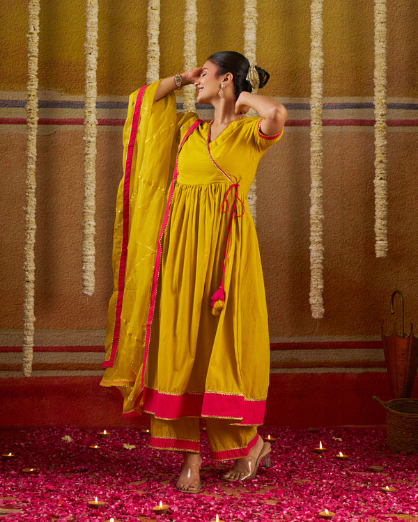 Haya Cotton Gotapatti Suit Set