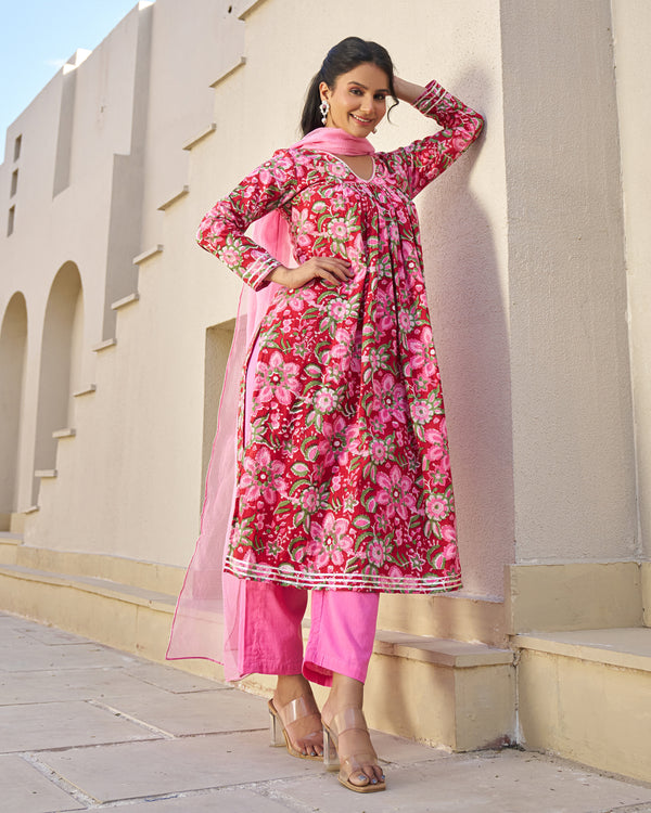 Natural Allure Handblock Suit Set