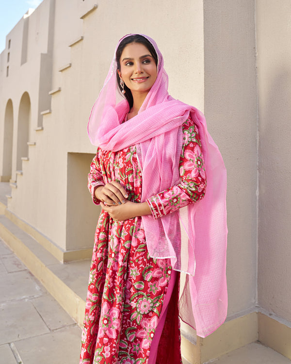 Natural Allure Handblock Suit Set