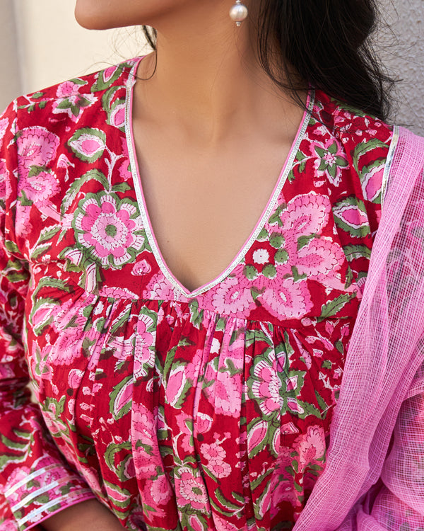 Natural Allure Handblock Suit Set