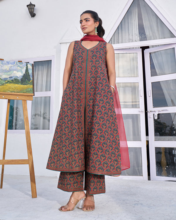 Graceful Bloom Handblock Suit Set