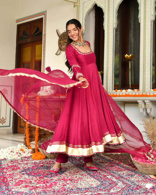 Gota Kinari Gotapatti Suit Set