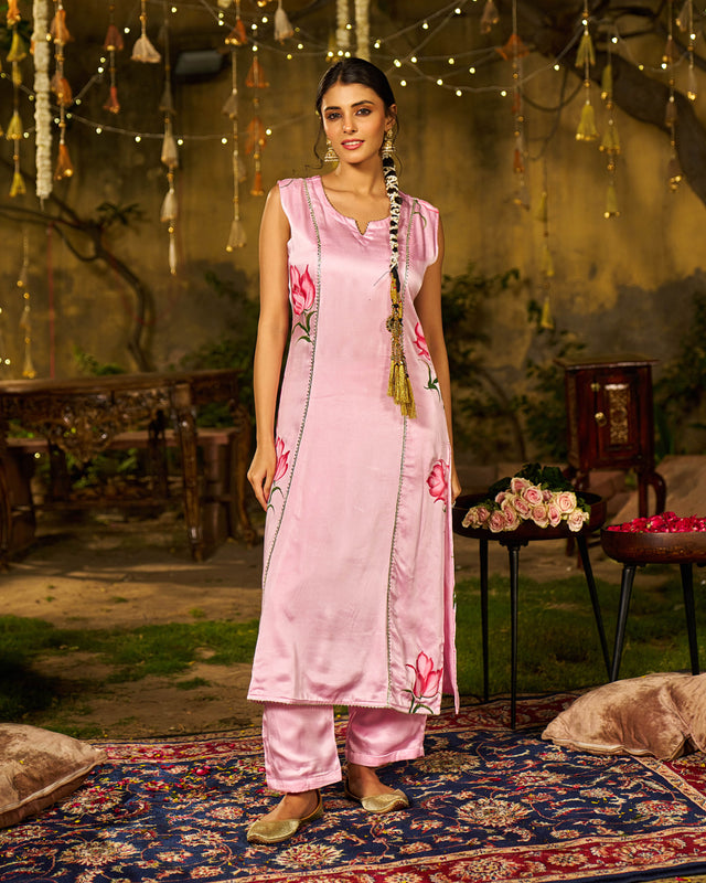 Ishq Satin Handpainted Kurta Set