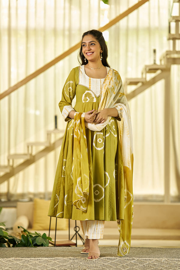 Sunehri Bhandhej Anarkali set