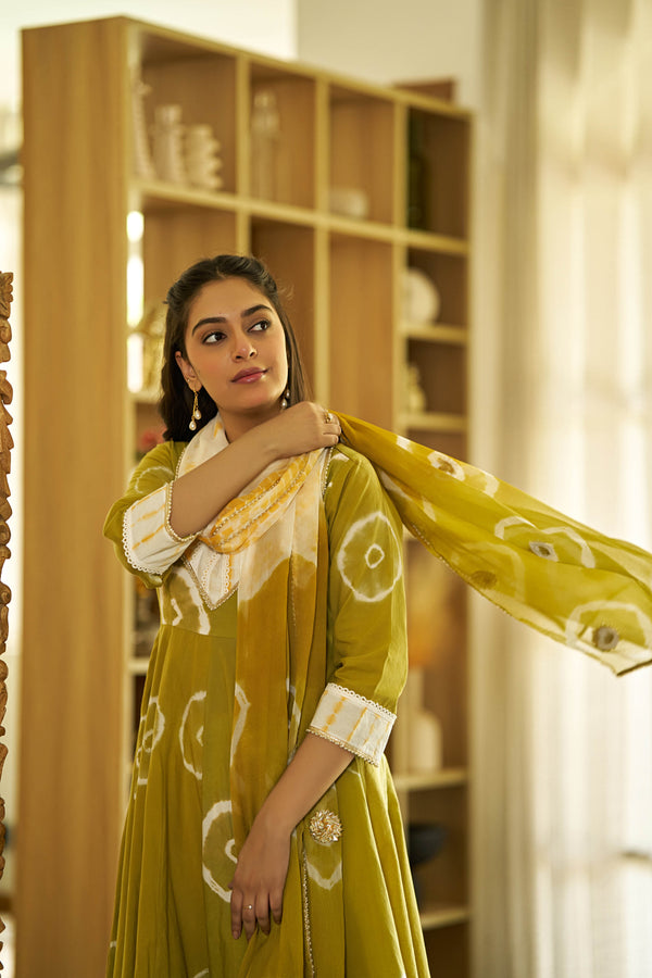 Sunehri Bhandhej Anarkali set
