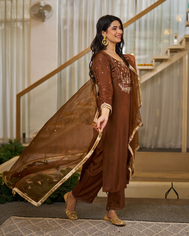 Sand line anokha suit set