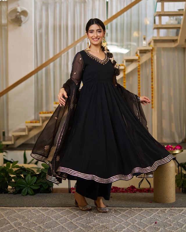 Kamya Anarkali suit set