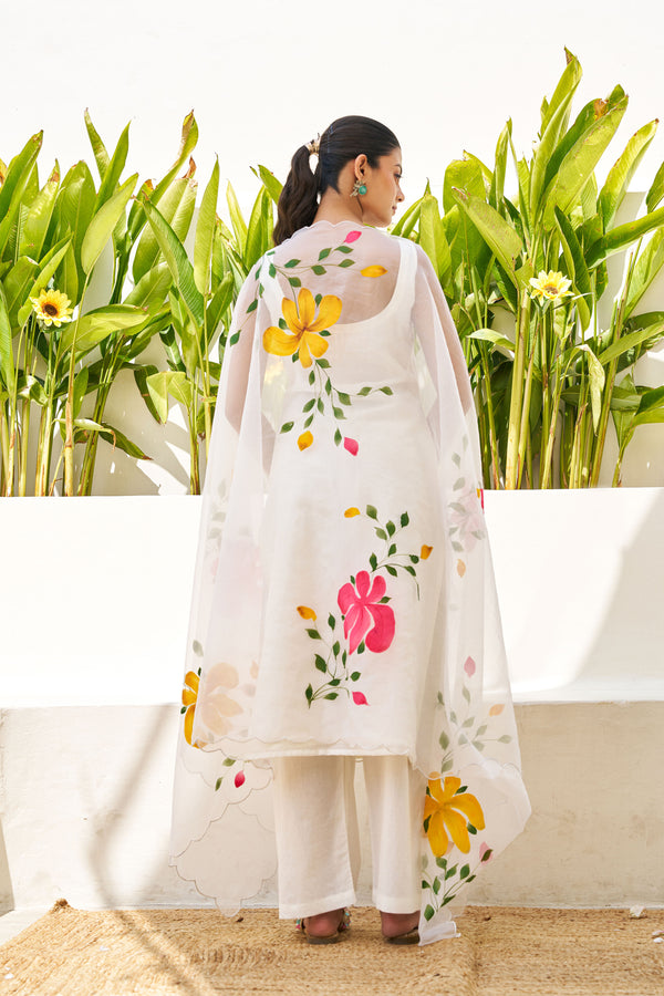 Reeha White Chanderi Hand-Painted Kurta Set