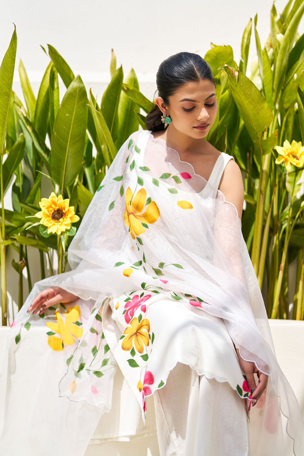 Reeha White Chanderi Hand-Painted Kurta Set