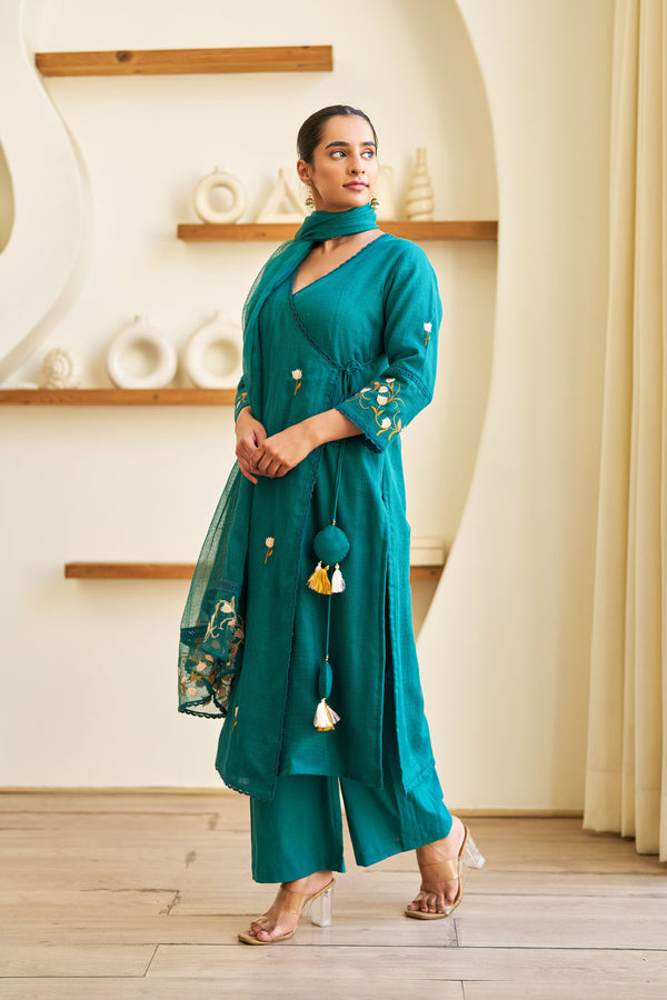 Saaz Teal Green Doria Embroidered Kurta Set