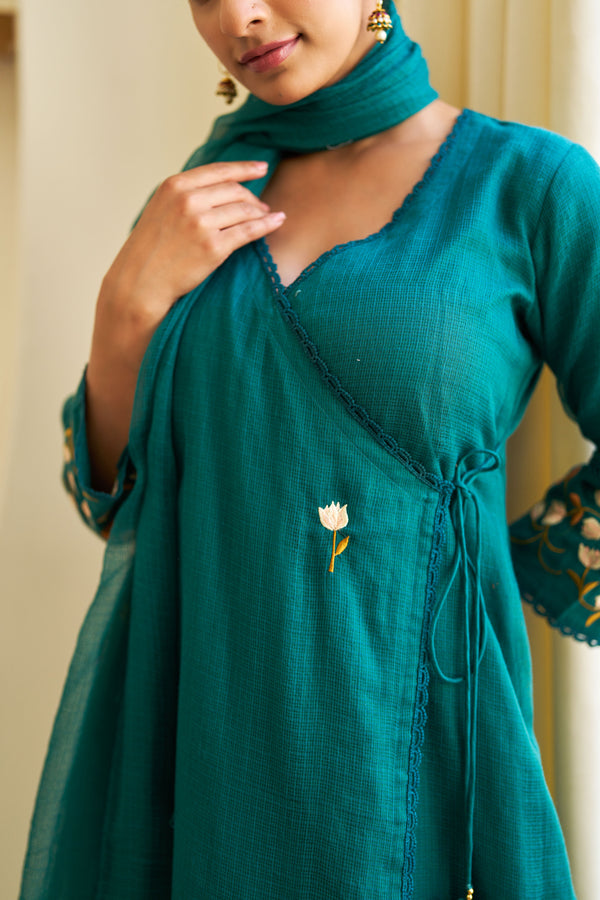 Saaz Teal Green Doria Embroidered Kurta Set
