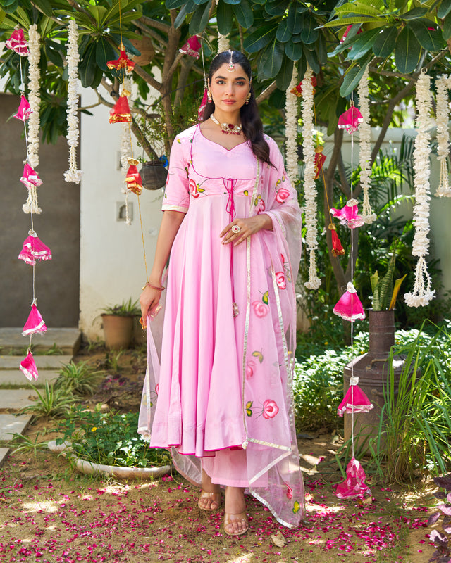 Ruhani Gulabi Handpainted Suit Set