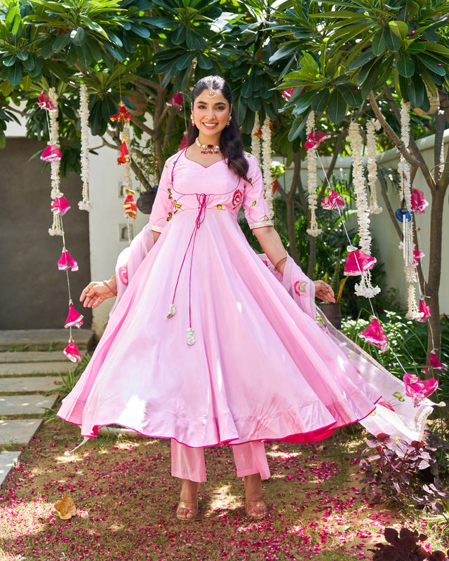 Ruhani Gulabi Handpainted Suit Set