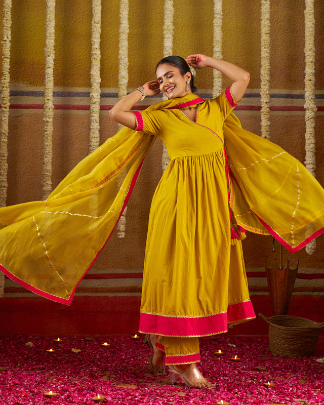 Haya Cotton Gotapatti Suit Set