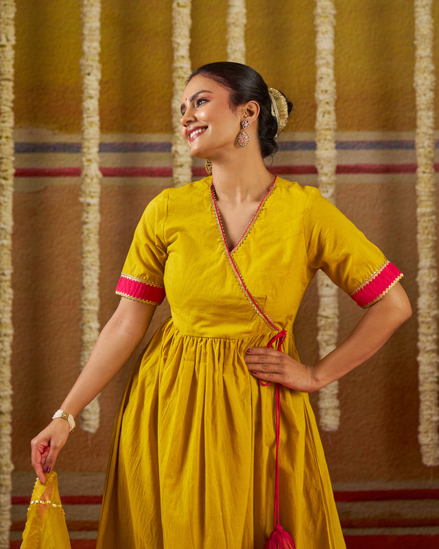 Haya Cotton Gotapatti Suit Set