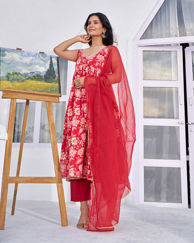 Everyday Chic Handblock Suit Set