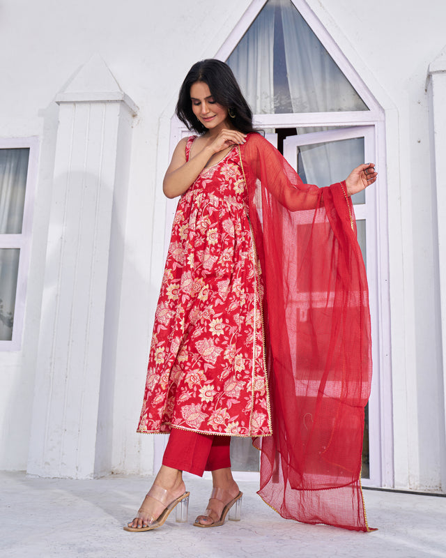 Everyday Chic Handblock Suit Set