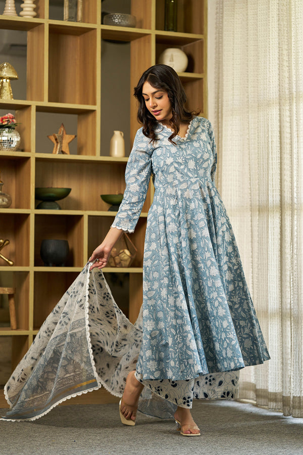 Elegance flower handblock suit set