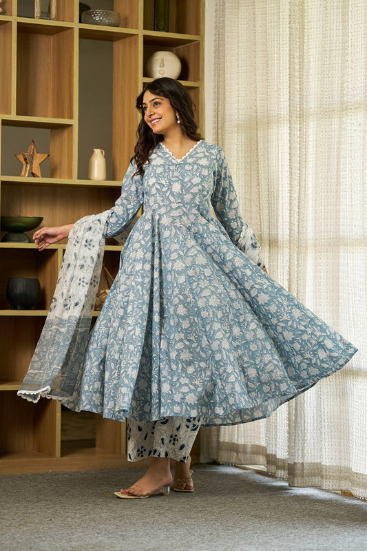 Elegance flower handblock suit set