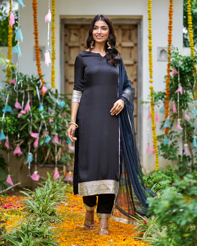 Kaajal suit set