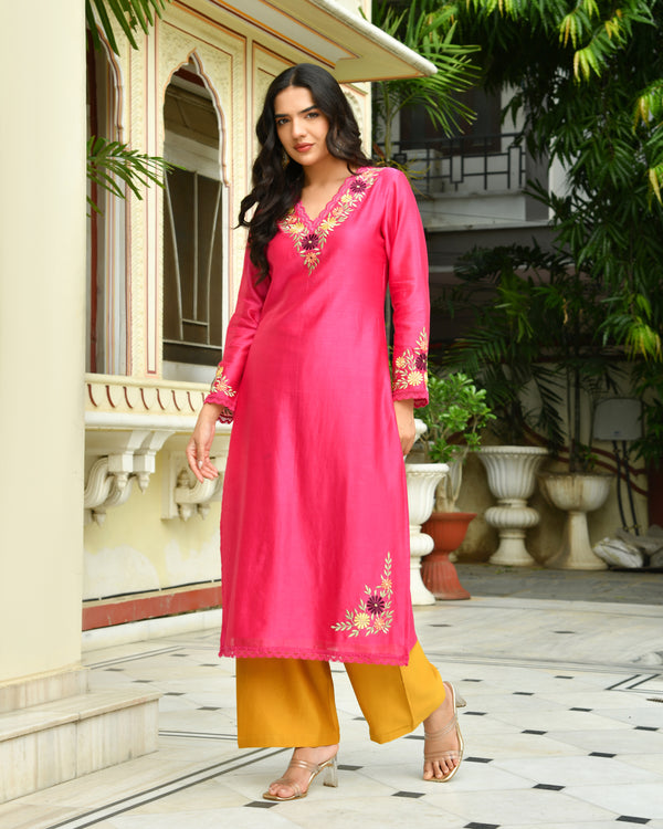 Khwaab Pink Embroidered Chanderi Kurta Set