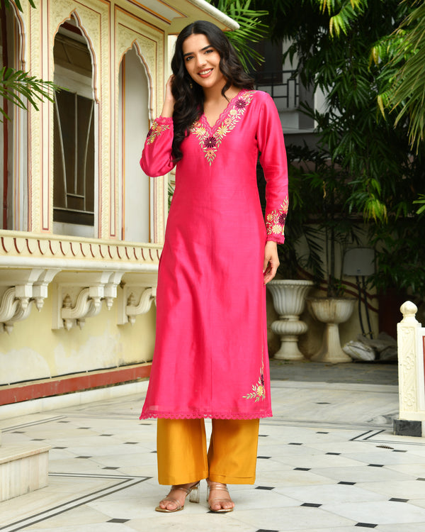 Khwaab Pink Embroidered Chanderi Kurta Set