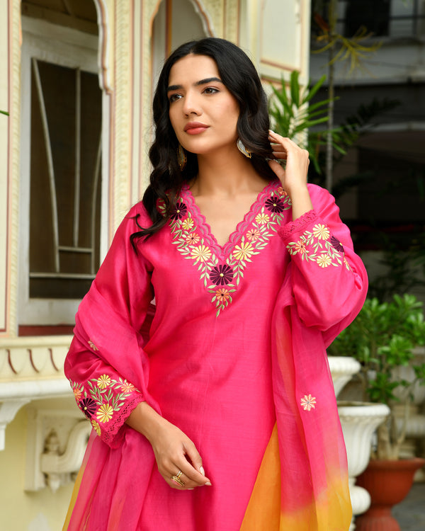Khwaab Pink Embroidered Chanderi Kurta Set