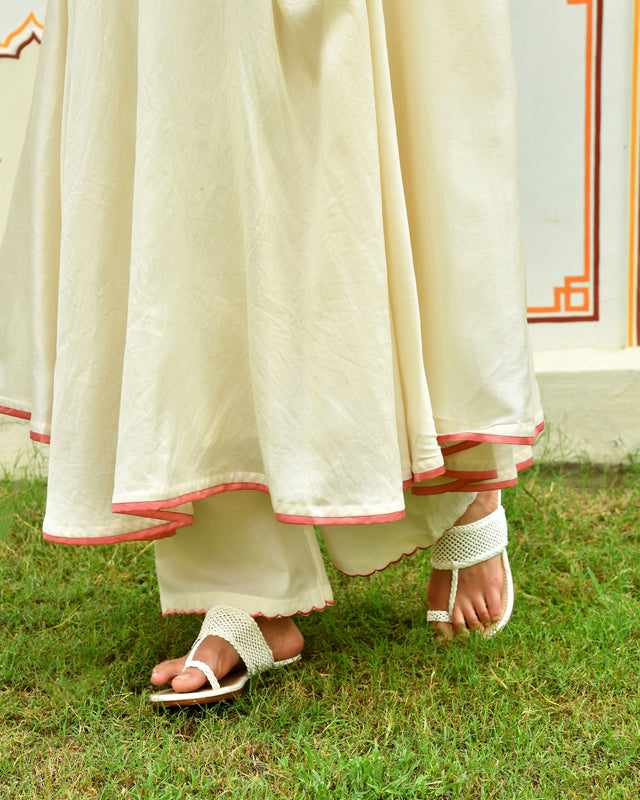 Raahi White Embroidered Chanderi Suit Set