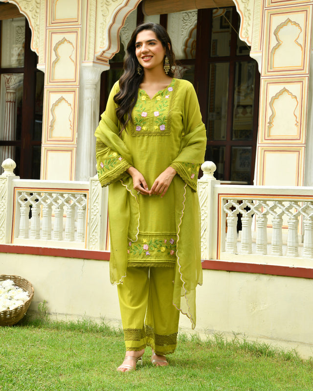 Myra Green Embroidered Doria Kurta Set