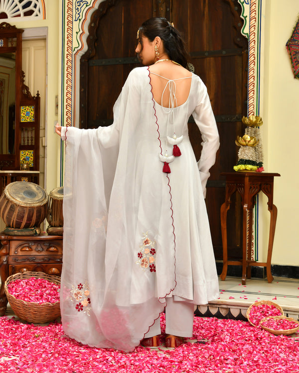 Seher Grey Embroidered Chanderi Suit Set