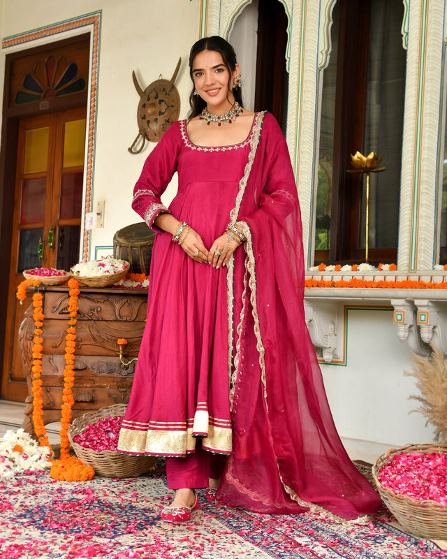 Gota Kinari Gotapatti Suit Set