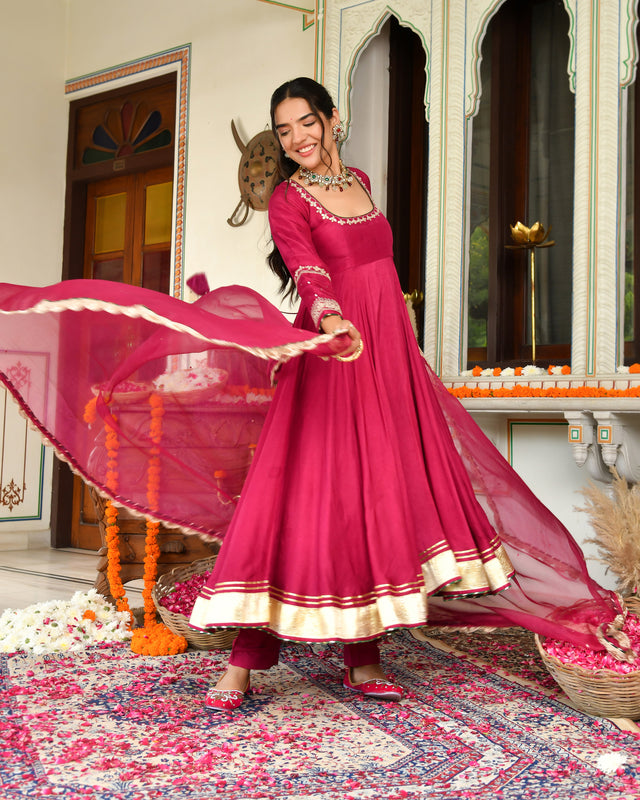 Gota Kinari Gotapatti Suit Set
