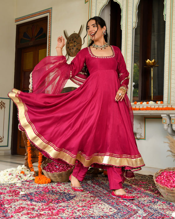 Gota Kinari Gotapatti Suit Set