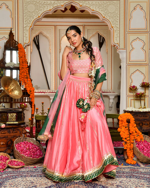 Gulabi Utsav Gotapatti Lehenga Set