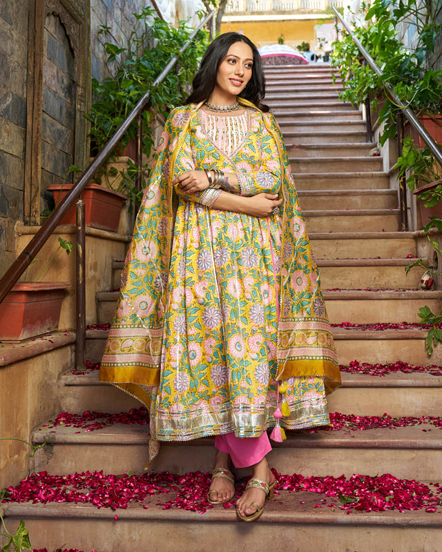Falak Handblock Cotton Gotapatti Suit Set