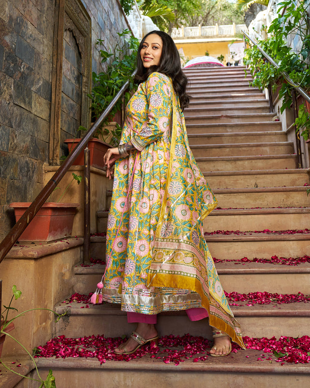 Falak Handblock Cotton Gotapatti Suit Set