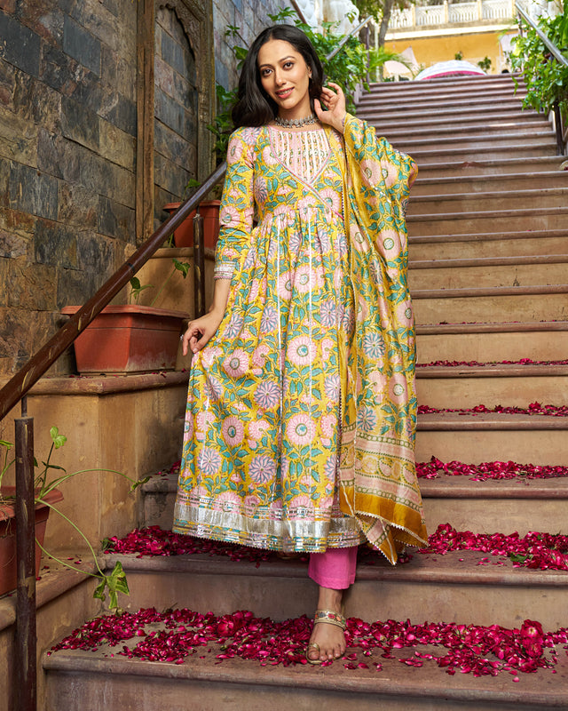 Falak Handblock Cotton Gotapatti Suit Set