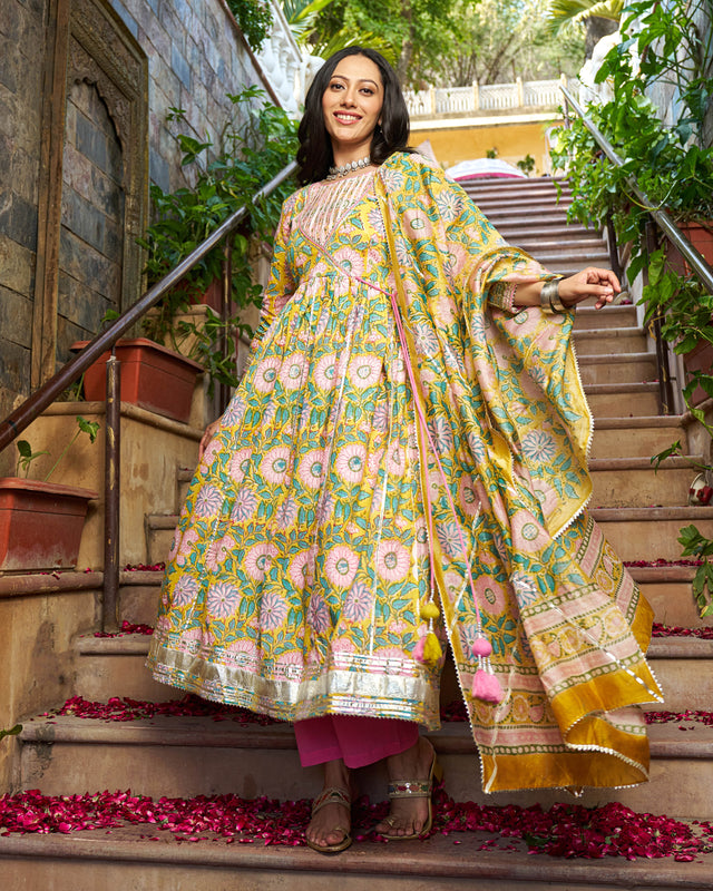 Falak Handblock Cotton Gotapatti Suit Set